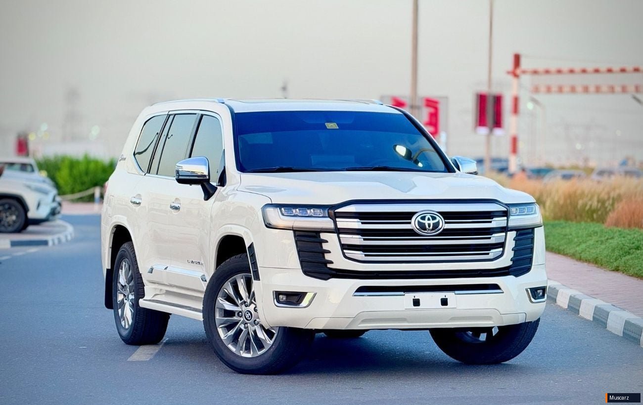 Used 2019 Toyota Land Cruiser GXR for sale in UAE | GCC Spec Toyota Land Cruiser GXR Review