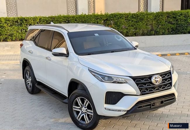 Used 2023 Toyota Fortuner EXR for sale in UAE | GCC Spec Toyota Fortuner EXR Review