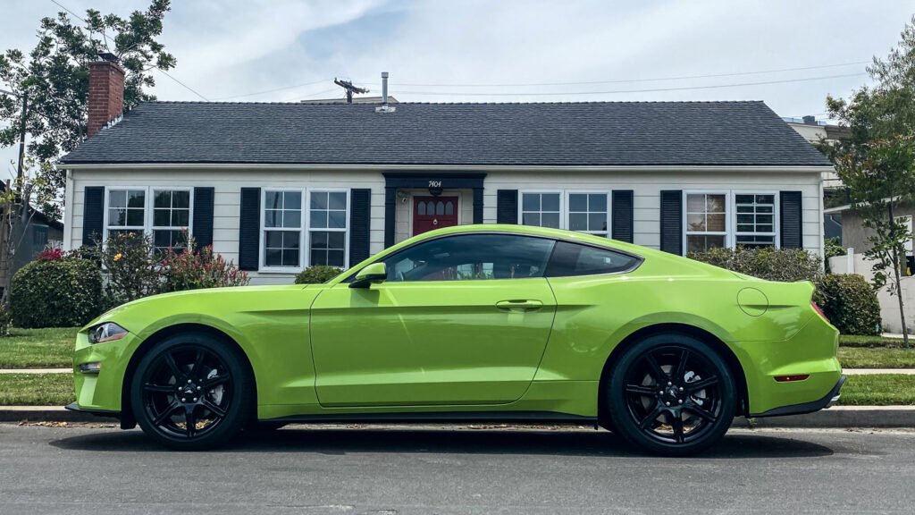 Ford Mustang 2.3 EcoBoost ОАЕ